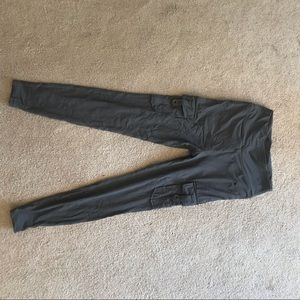 firm abs cargo pocket leggings size XS